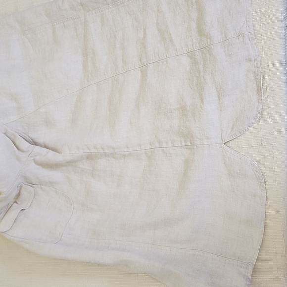 Madison & Max Women's Classic 100% Linen Beige Long Sleeve Button Down Blouse - Picture 9 of 13